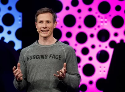 amazon ai startup hugging face pair to use amazon chips amazon ai startup hugging face pair to use amazon chips