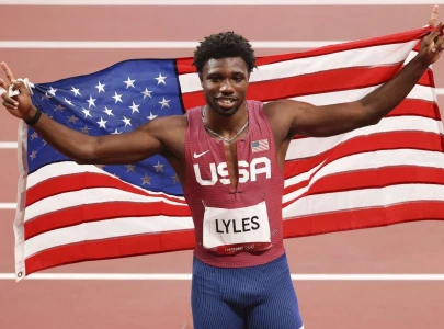 lyles eyes 100m 200m world double