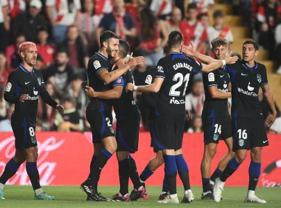 atletico close in on real madrid