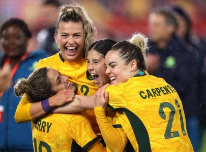 australia end england women s 30 game unbeaten run