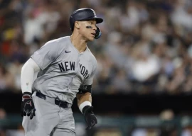 aaron judge hits 300th home run fastest in mlb history