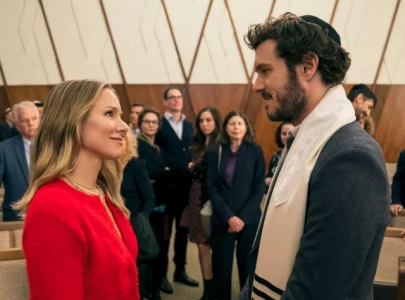 nobody wants this review a hilarious and heartwarming rom com