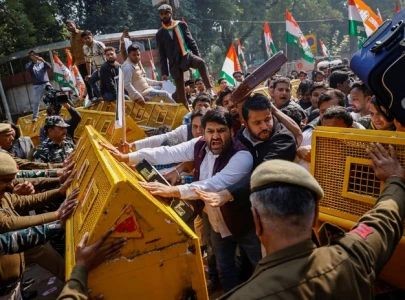 india s adani crisis spills over into street protests as losses top 110b india s adani crisis spills over into street protests as losses top 110b