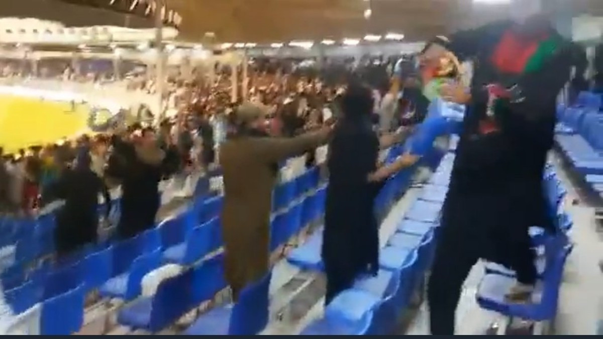 Photo of Akhtar criticises Afghan crowd for not showing 'right spirit'