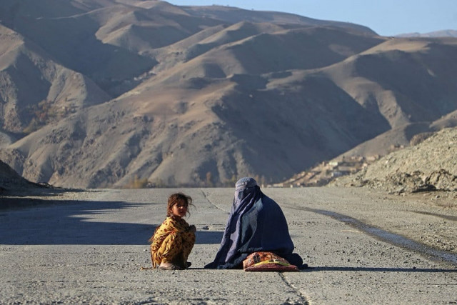 afghans driven from pakistan rebuilding lives from zero afghans driven from pakistan rebuilding lives from zero