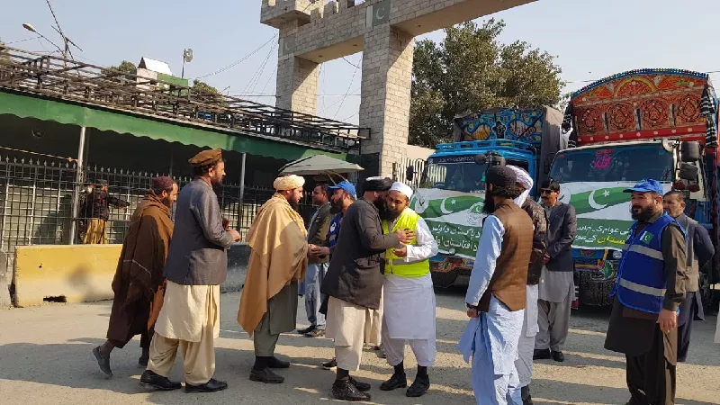 pakistan sends another consignment of humanitarian aid to afghanistan pakistan sends another consignment of humanitarian aid to afghanistan