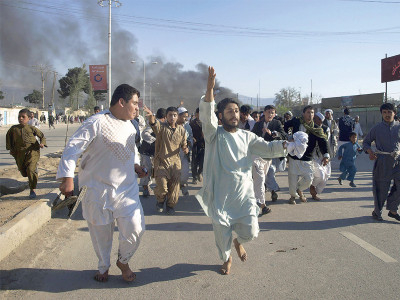 20 dead in un compound attack