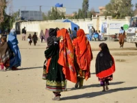 afghan refugees arrive from pakistan at the border in spin boldak district of kandahar province on december 3 2023 photo afp