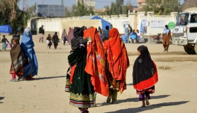 afghan refugees arrive from pakistan at the border in spin boldak district of kandahar province on december 3 2023 photo afp