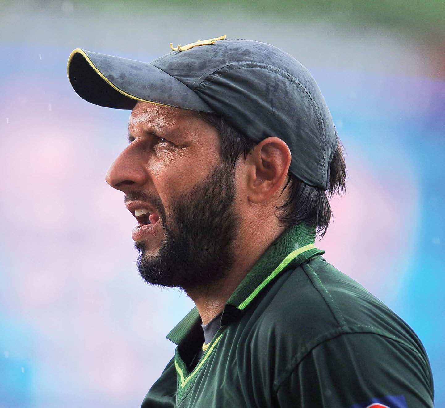 afridi backs akhtar s decision to quit