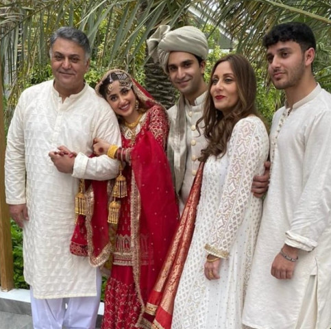 ahad raza mir and sajal aly with former s family at their wedding photo sajal aly instagram ahad raza mir and sajal aly with former s family at their wedding photo sajal aly instagram
