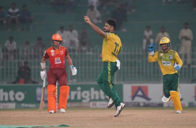 lions beat stallions in last over thriller lions beat stallions in last over thriller