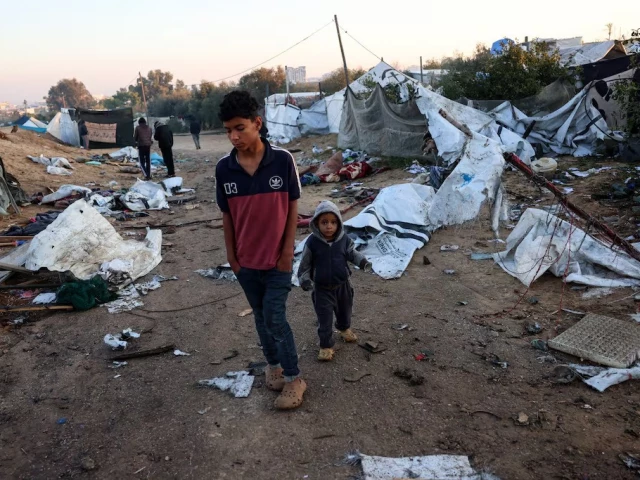 israeli attacks kills 54 across gaza israeli attacks kills 54 across gaza