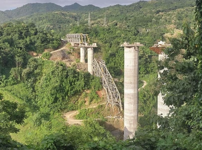 at least 17 killed in indian railway bridge collapse official at least 17 killed in indian railway bridge collapse official