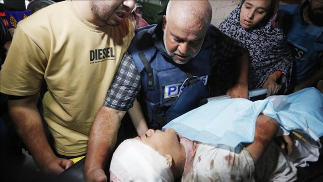 wael al dahdouh had moved his family to nuseirat from their home in northern gaza after israel warned residents to move south photo anadolu agency wael al dahdouh had moved his family to nuseirat from their home in northern gaza after israel warned residents to move south photo anadolu agency