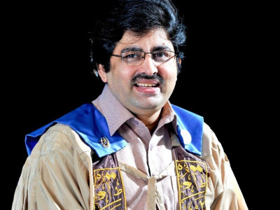 in a first pakistani calligrapher wins international honour