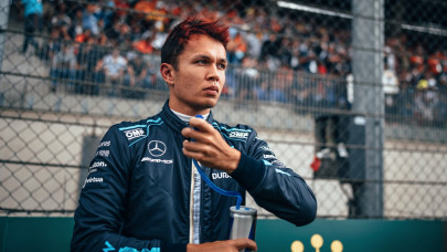 albon needed ventilator treatment after appendix surgery