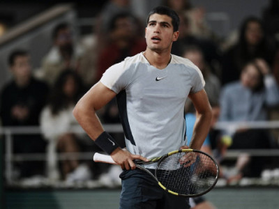 alcaraz says unfair if last eight tie at night