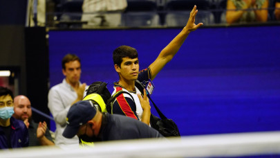 thigh injury brings early end to alcaraz dream us open run thigh injury brings early end to alcaraz dream us open run