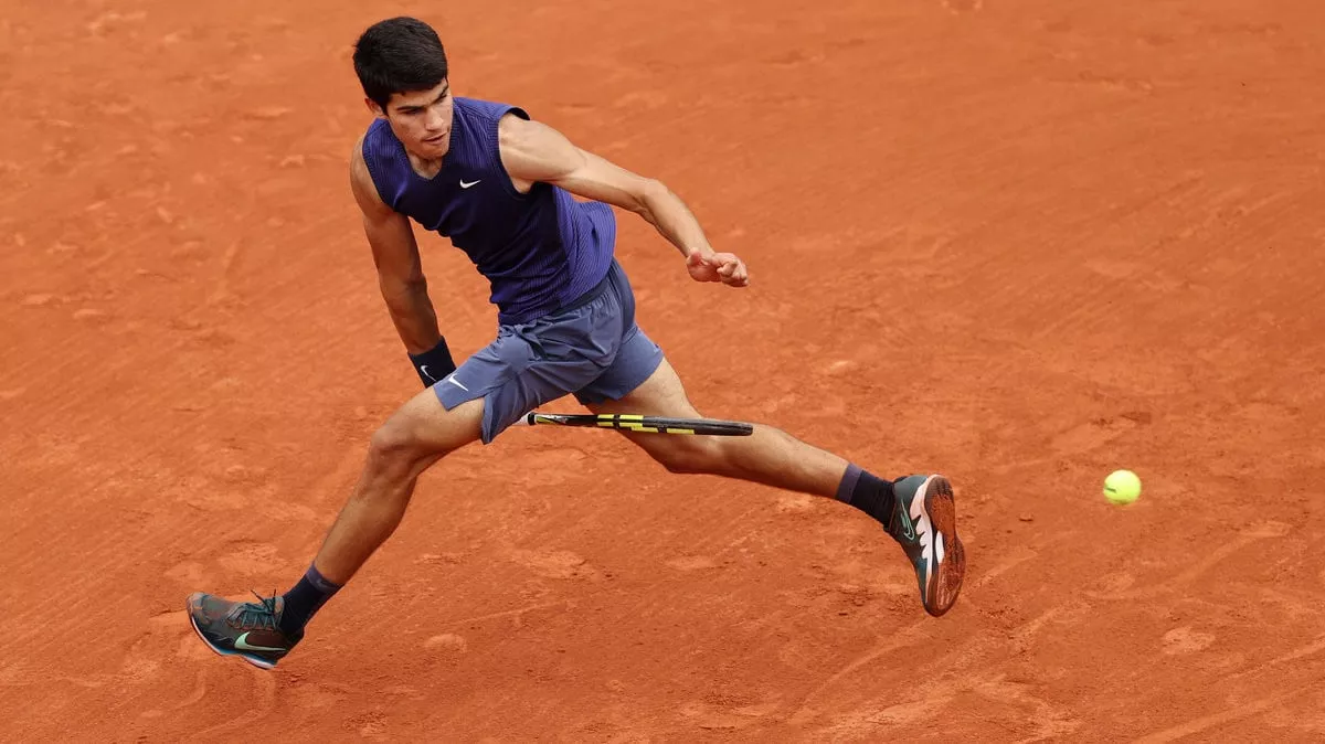 alcaraz gives spain davis cup delight alcaraz gives spain davis cup delight