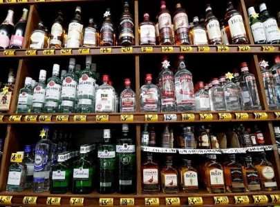 britain suffers record rise in alcohol deaths during covid pandemic