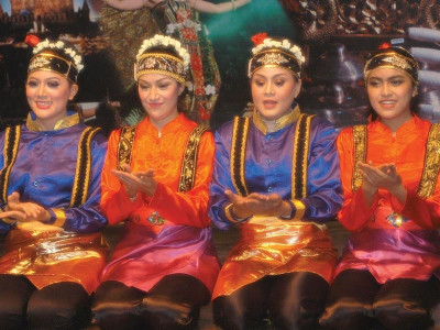 enchanting extravaganza