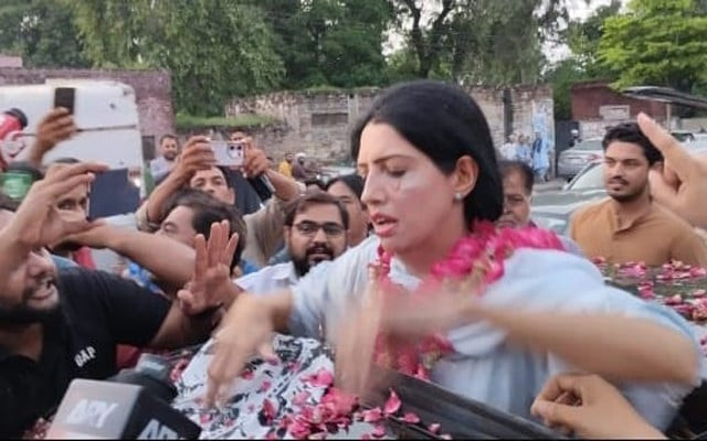 pti ex mna aliya hamza released from gujranwala jail on wednesday screengrab pti ex mna aliya hamza released from gujranwala jail on wednesday screengrab