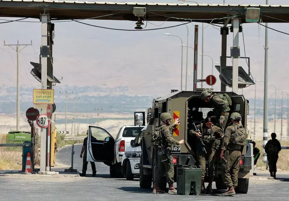 allenby bridge crossing between the west bank and jordan on september 8 2024 photo reuters allenby bridge crossing between the west bank and jordan on september 8 2024 photo reuters