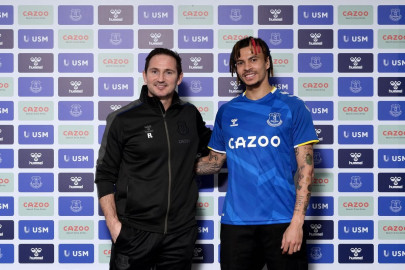 lampard brushes off criticism of dele alli