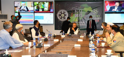 president alvi visits ncoc briefed on current covid 19 situation