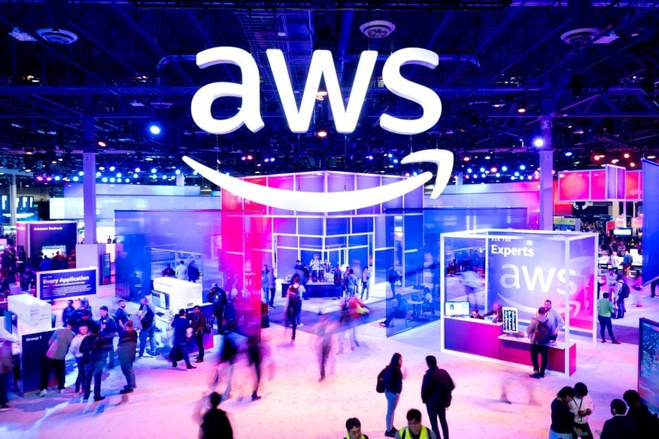 Amazon’s AWS to launch Saudi Arabia data centers | The Express Tribune