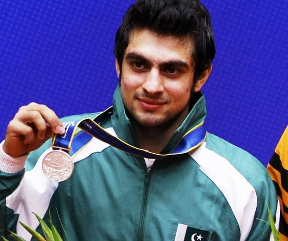 aamir atlas wins silver after losing to iskander aamir atlas wins silver after losing to iskander