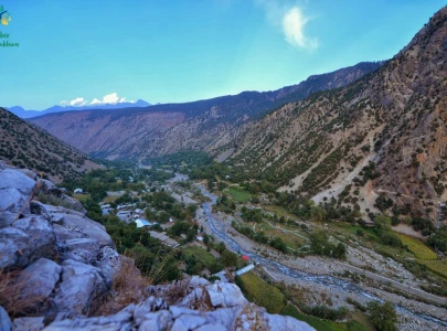 tourism expands 87 construction shrinks 60