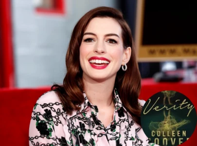 anne hathaway s lookalike revealed to be her real life cousin through family tree anne hathaway s lookalike revealed to be her real life cousin through family tree