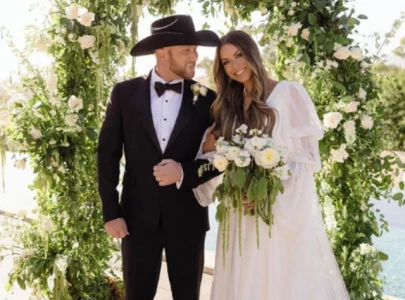 singer cole swindell and courtney little are married
