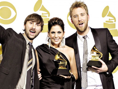 lady antebellum tops country music scene