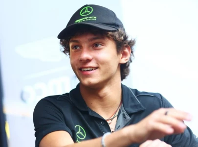 kimi antonelli replaces lewis hamilton at mercedes for 2025