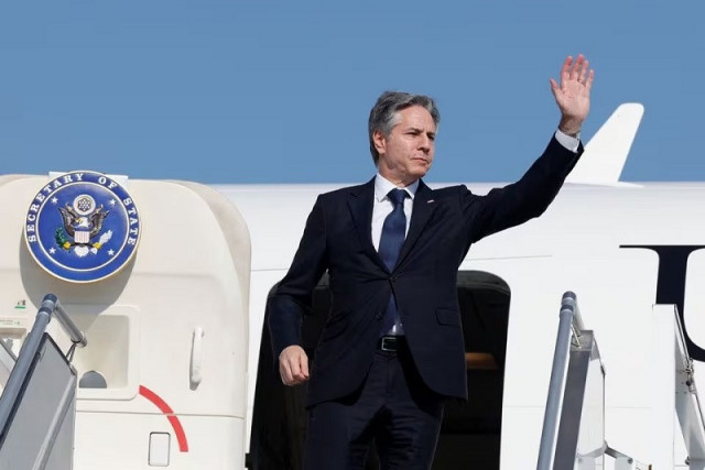 us secretary of state antony blinken waves as he departs for saudi arabia in abu dhabi united arab emirates january 8 2024 photo reuters