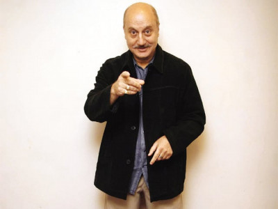 anupam kher to spread optimism