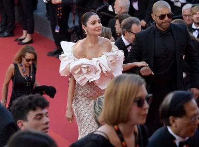 anushka sharma debuts cannes in off shoulder cream number
