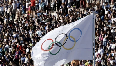 discrimination ioc chief thomas bach dismissed the body has treated russia differently than israel general view of the olympic flag during the handover ceremony in athens photo reuters