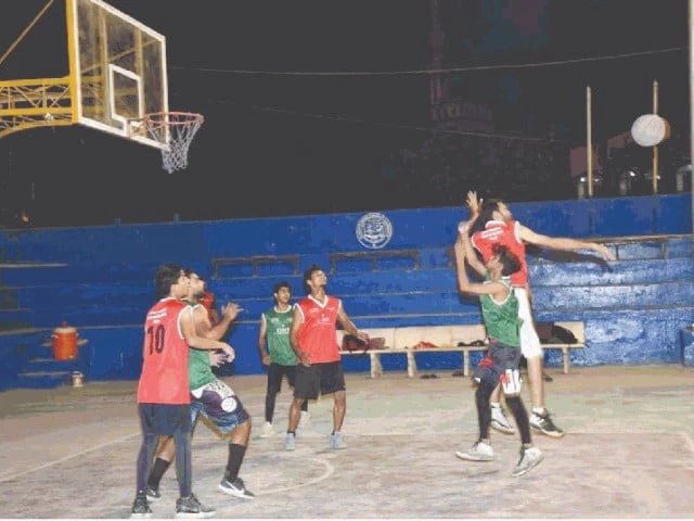 a view of the first semifinal of inverx trophy baskeball tournament played at muhammad nasir international courts on saturday photo app a view of the first semifinal of inverx trophy baskeball tournament played at muhammad nasir international courts on saturday photo app
