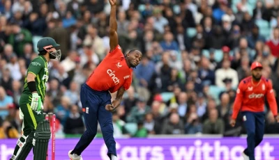 need for speed england fast bowler jofra archer in action during a seven wicket win over pakistan in the fourth t20 at the oval photo afp