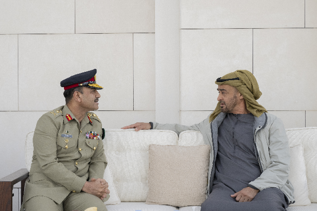 uae president sheikh mohamed bin zayed al nahyan received the army chief at qasr al shati palace in abu dhabi photo wam uae president sheikh mohamed bin zayed al nahyan received the army chief at qasr al shati palace in abu dhabi photo wam