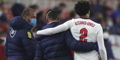 alarm for england as alexander arnold hobbles off