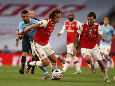 arsenal confirm luiz among four players to leave