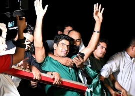 nation s pride arshad nadeem arrives to hero s welcome at lahore airport nation s pride arshad nadeem arrives to hero s welcome at lahore airport