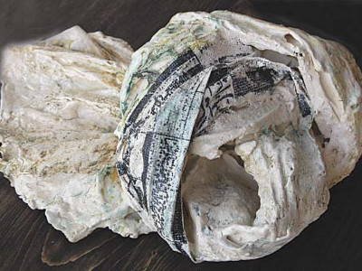 exhibition artist turns to clay to mould a pakistani pehchaan