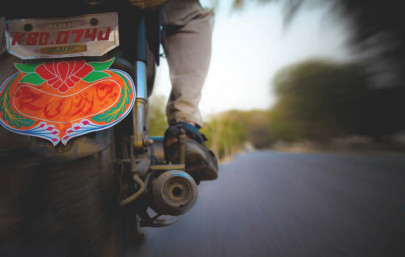 piyar zindagi hai motorcade spreads some love in the city piyar zindagi hai motorcade spreads some love in the city