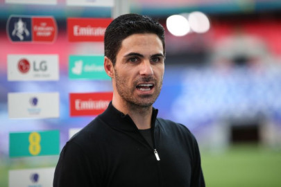 arteta rebuilds as arsenal fans long for champions league return